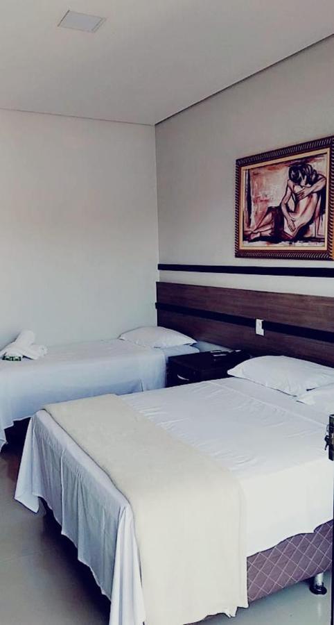 Hotel Plaza Pontes E Lacerda エクステリア 写真