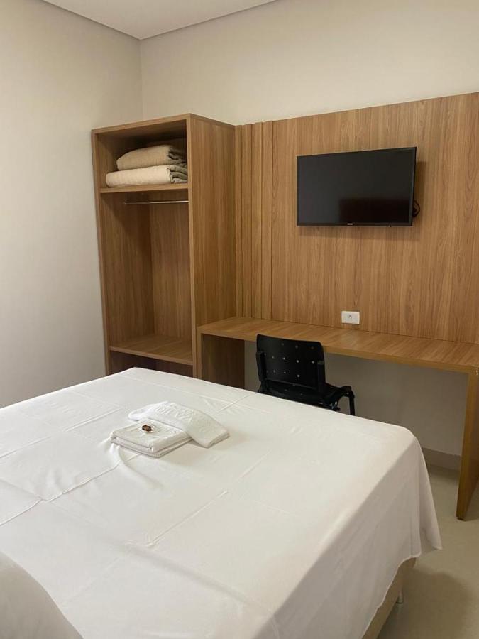 Hotel Plaza Pontes E Lacerda エクステリア 写真
