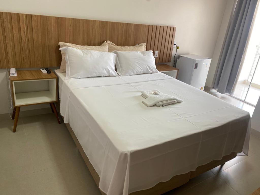 Hotel Plaza Pontes E Lacerda エクステリア 写真