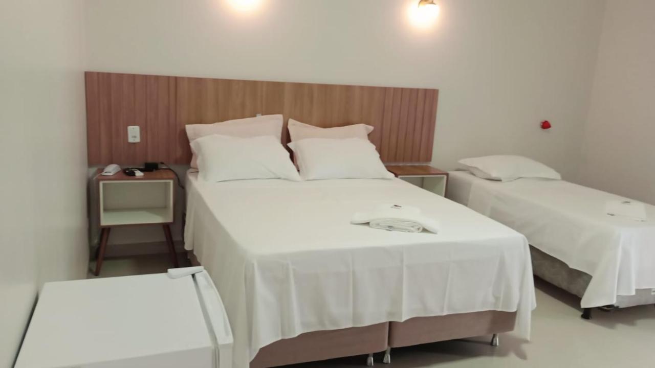 Hotel Plaza Pontes E Lacerda エクステリア 写真
